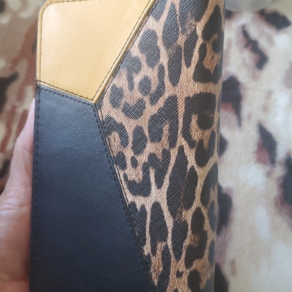 *** NOT AVAILABLE!!! *** - Picture 7 of 10